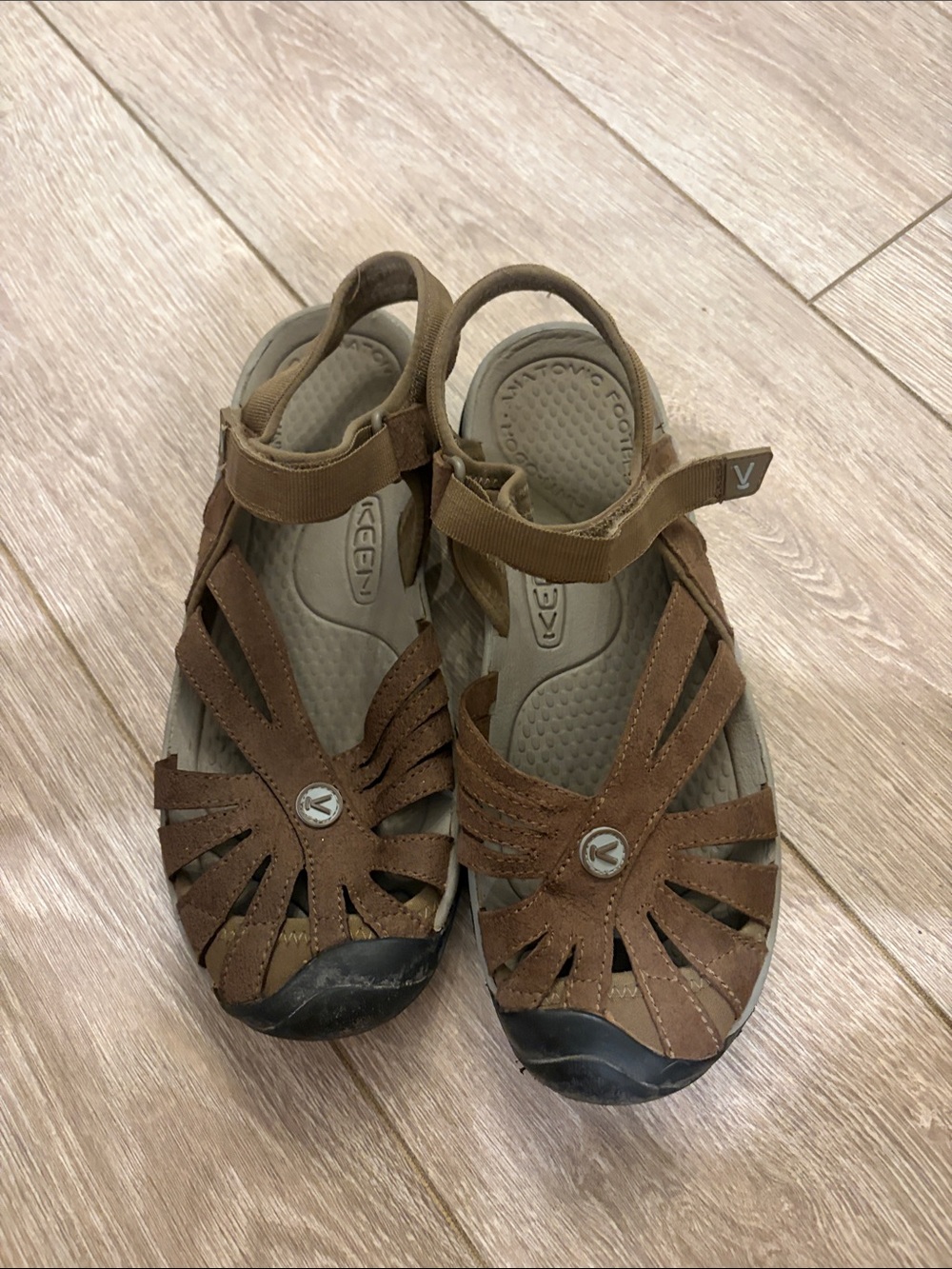 Keen Women's Brown/Tan Open-Toe Leather Sport Sandals